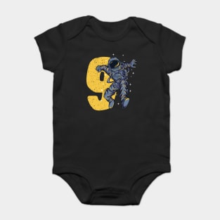 9 Years Old Astronaut 9th Birthday Baby Bodysuit